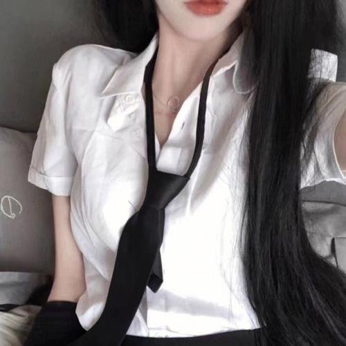 完美娇妻养成班封面